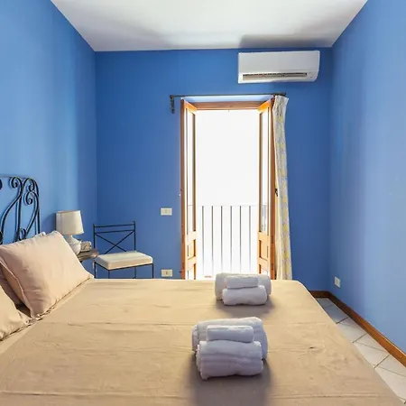 Suitelowcost Lejlighed *